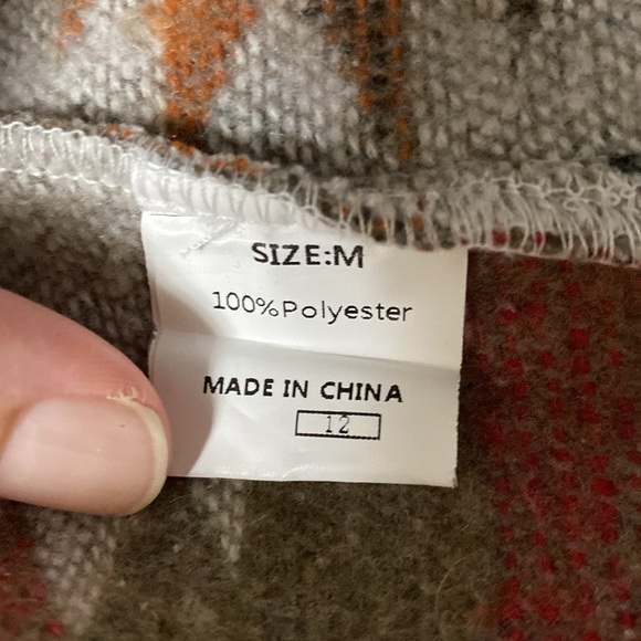 Aztec jacket size medium. - Picture 3 of 3